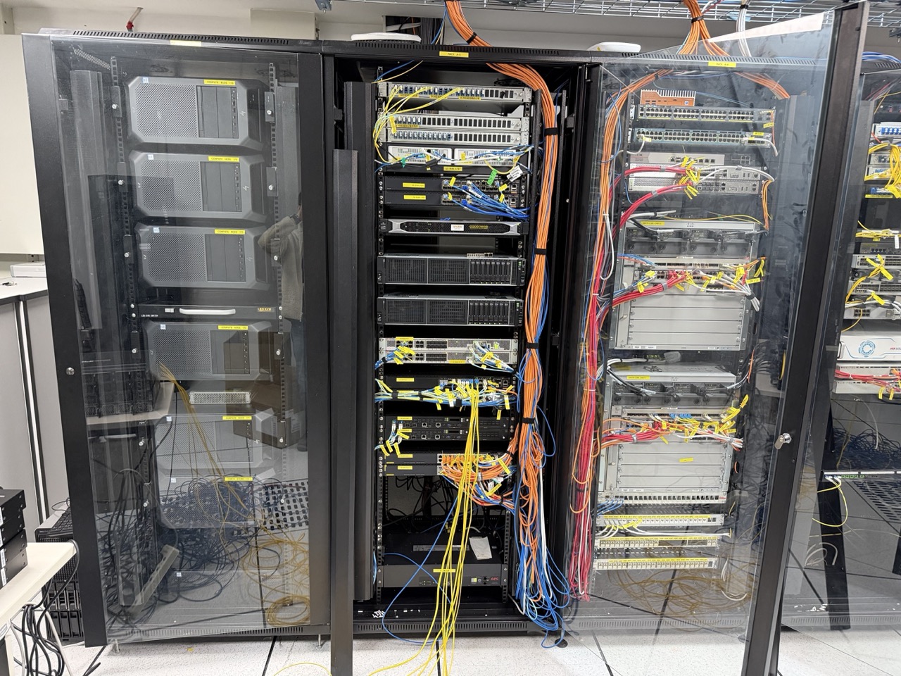 Organized network rack and structured cabling for China IT services