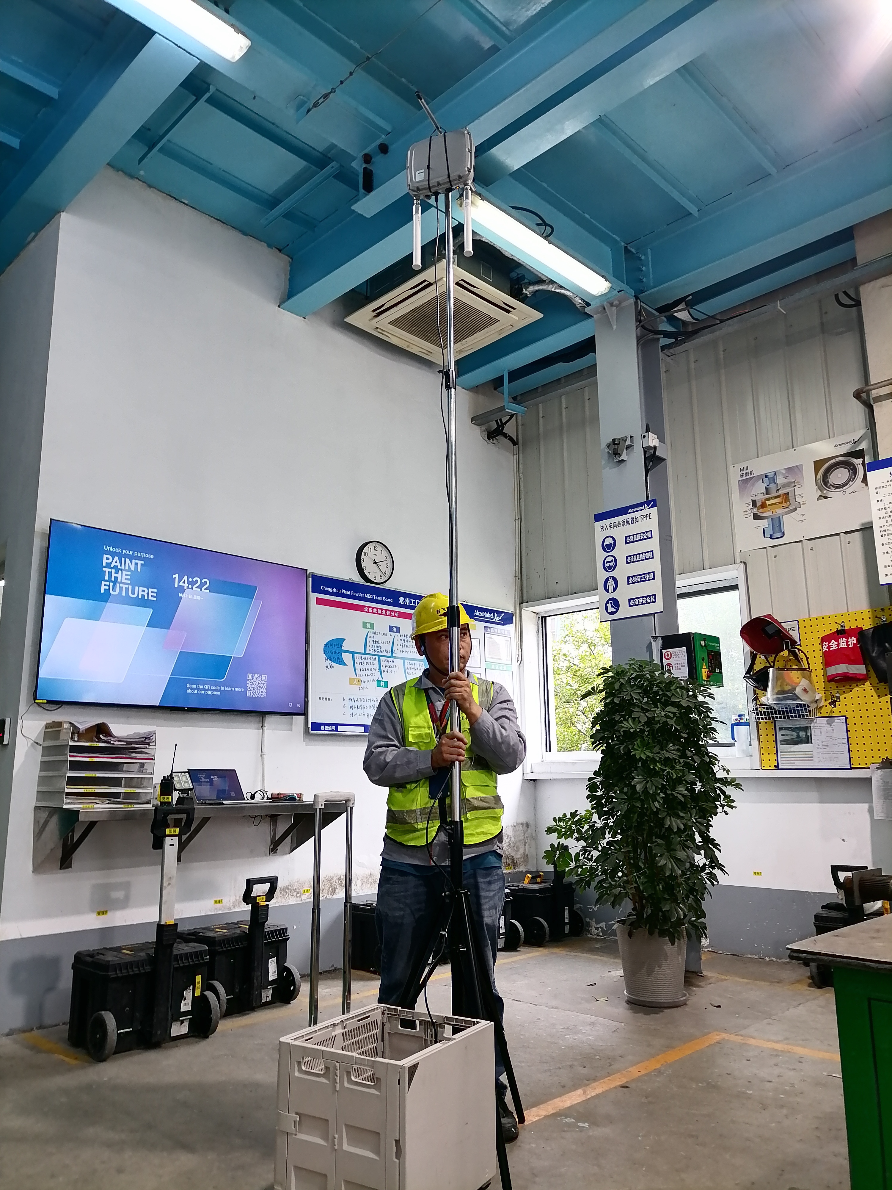 Indoor AP-on-a-stick WiFi validation in industrial facility